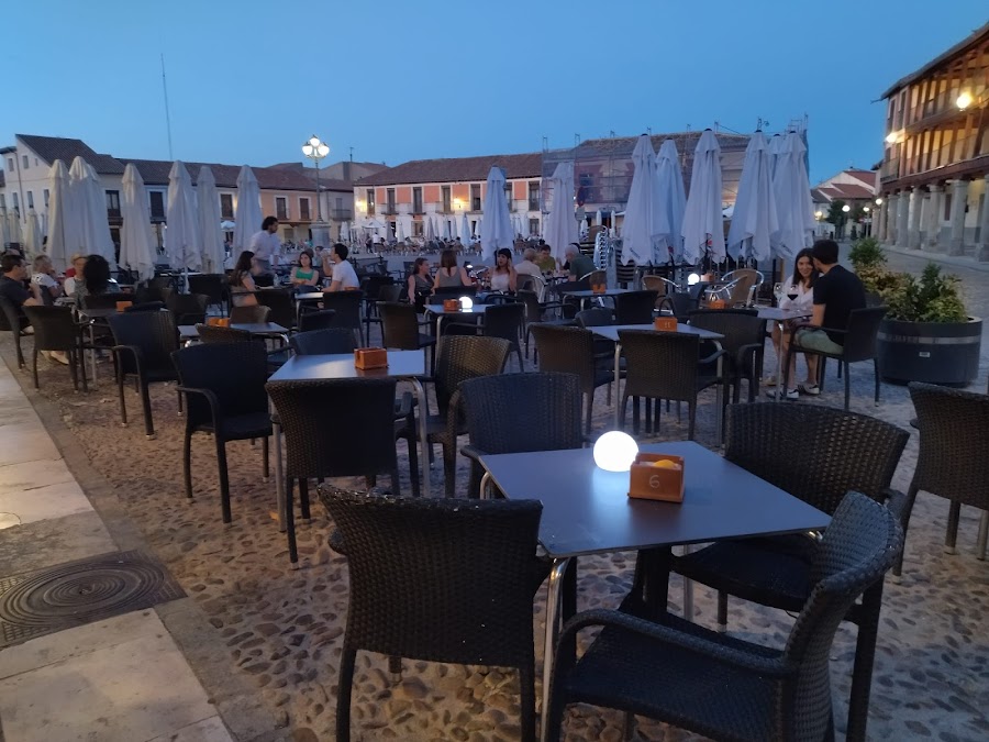 Bar La Plaza