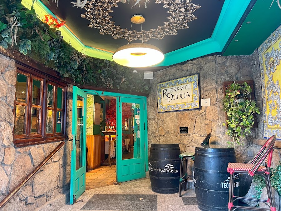 Dudua Palacio - Restaurante de cocina mediterránea en el centro de Madrid