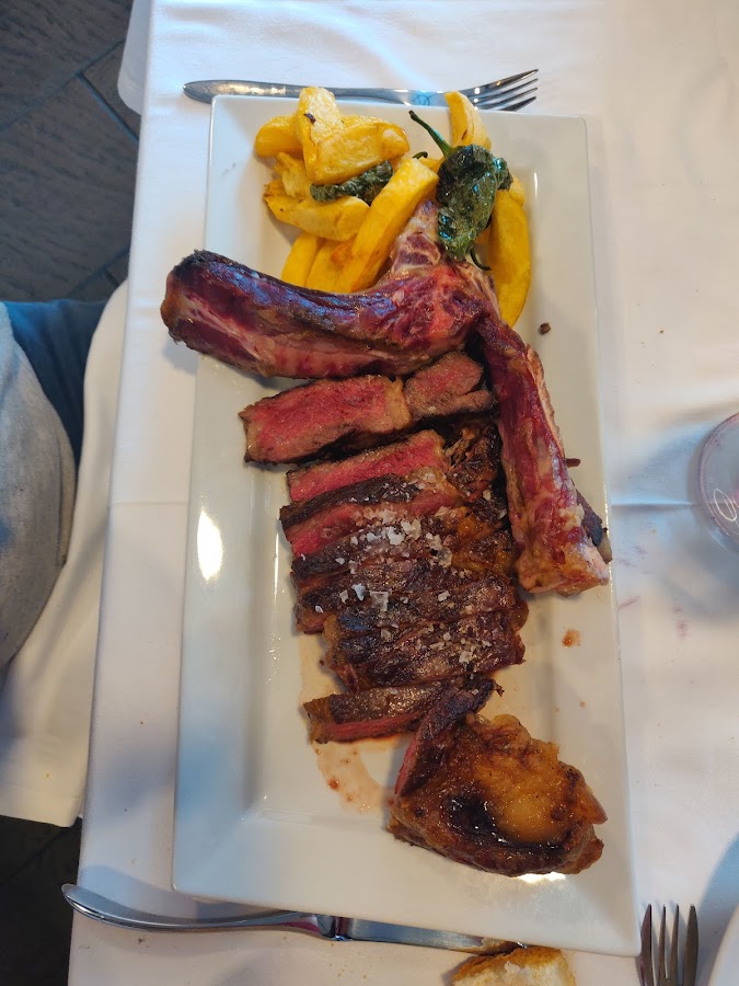 La Chuleta. Restaurante - Parrilla