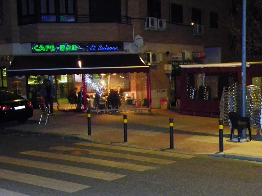 Bar elbulevar