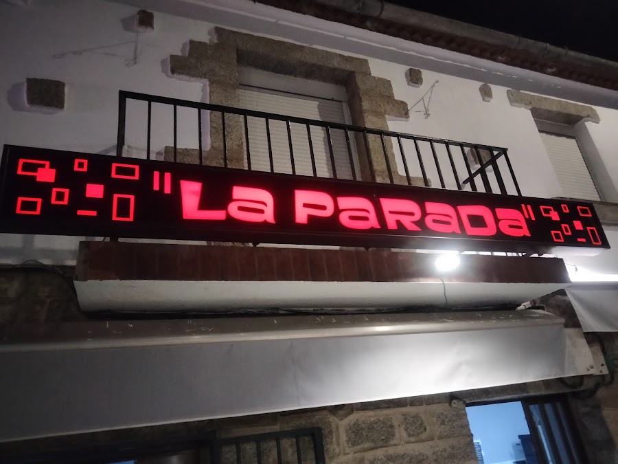 LA PARADA  Restaurante & Pizzeria