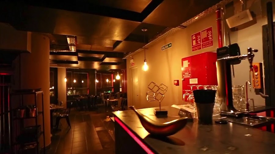 PORNEAT Hamburguesería | La Latina