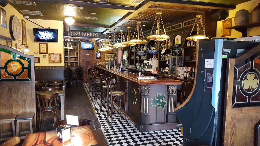 The Irish parrot tavern